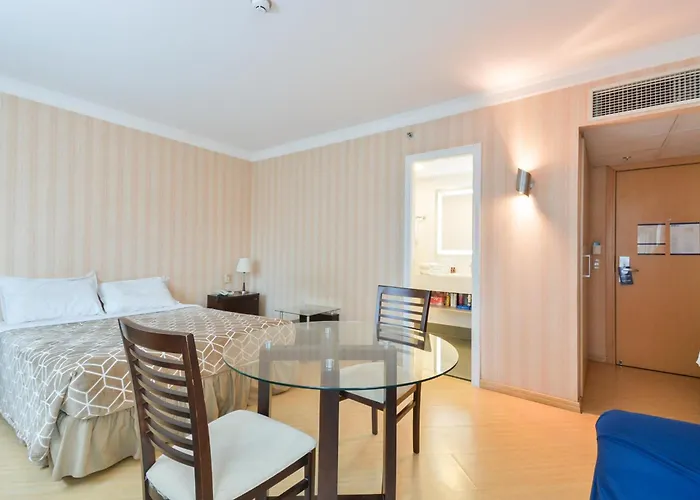 Phoenix Suite - Berrini Flat
